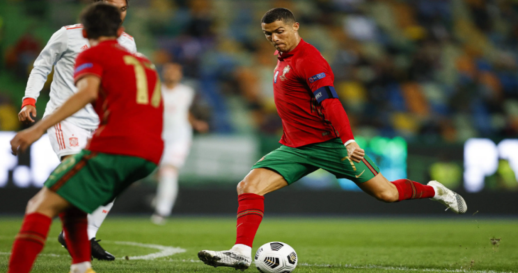 巴腾vs欧鲁巴赫直播_高清无插件巴腾vs欧鲁巴赫直播_全球高清巴腾vs欧鲁巴赫直播频道在线免费观看-24直播